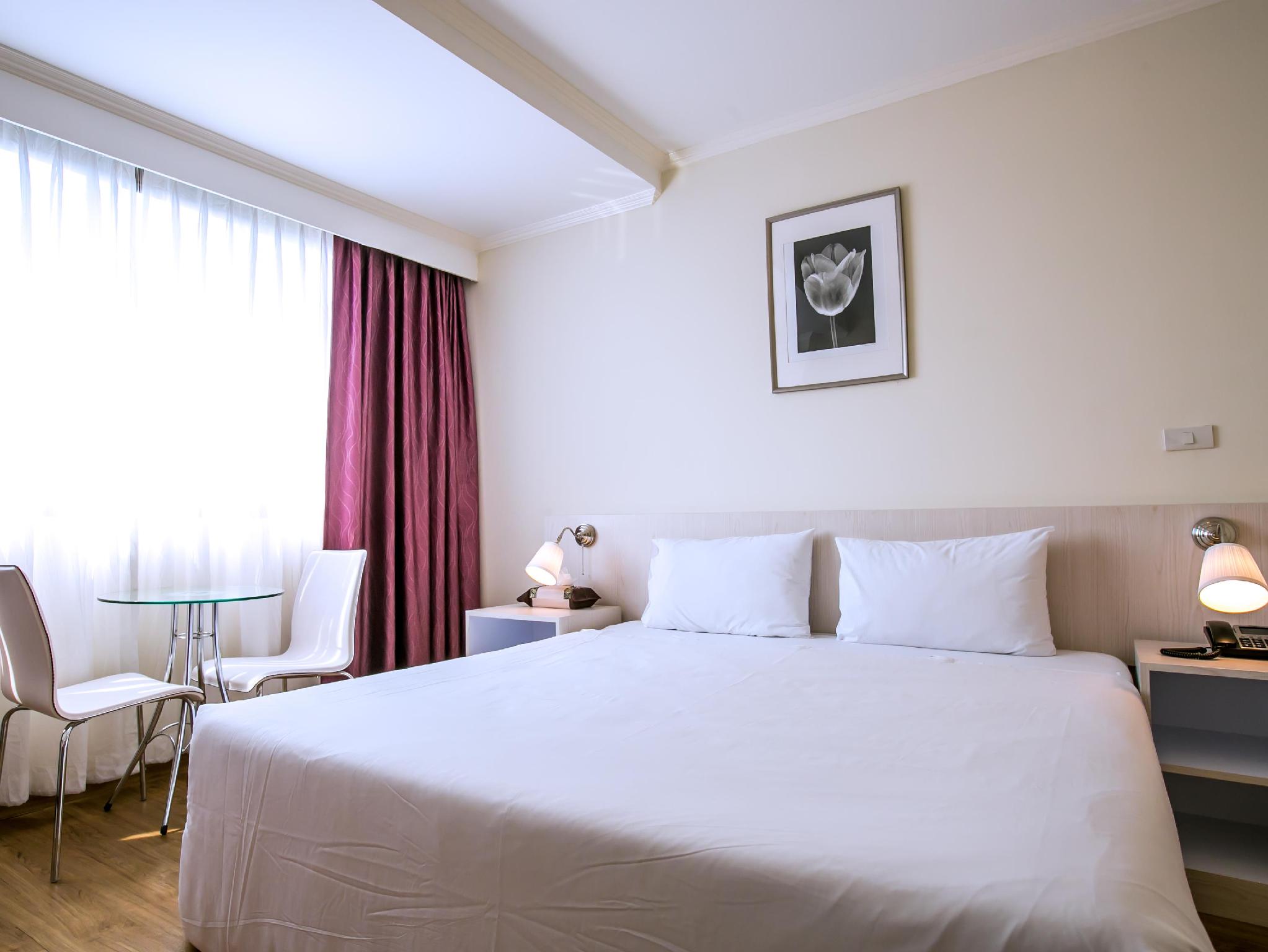 Hotels and Home stays near Bangkokhotels Queen Sirikit