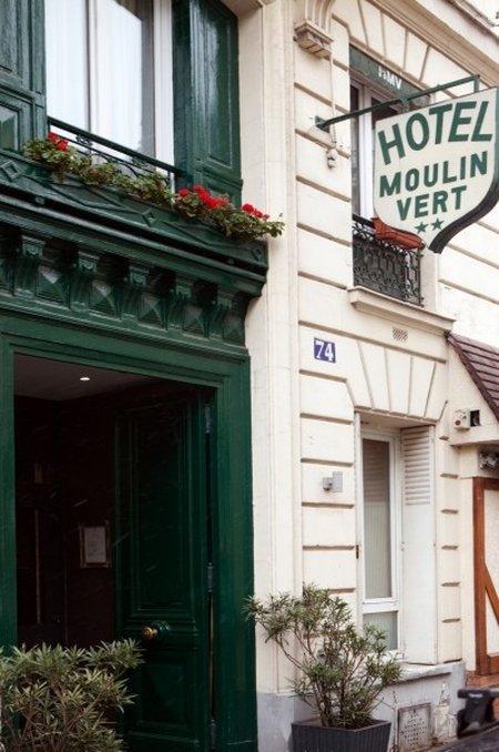 Hotels and Home stays near Le Peletier Metro Station Paris