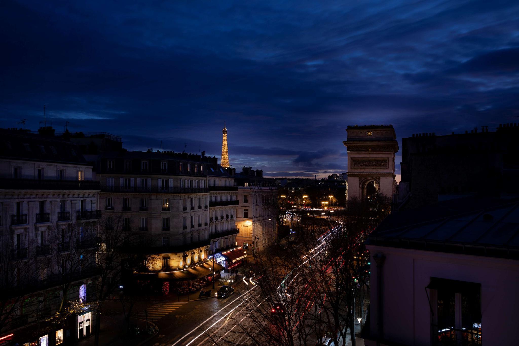 Hotels and Home stays near Bir Hakeim Metro Station Paris