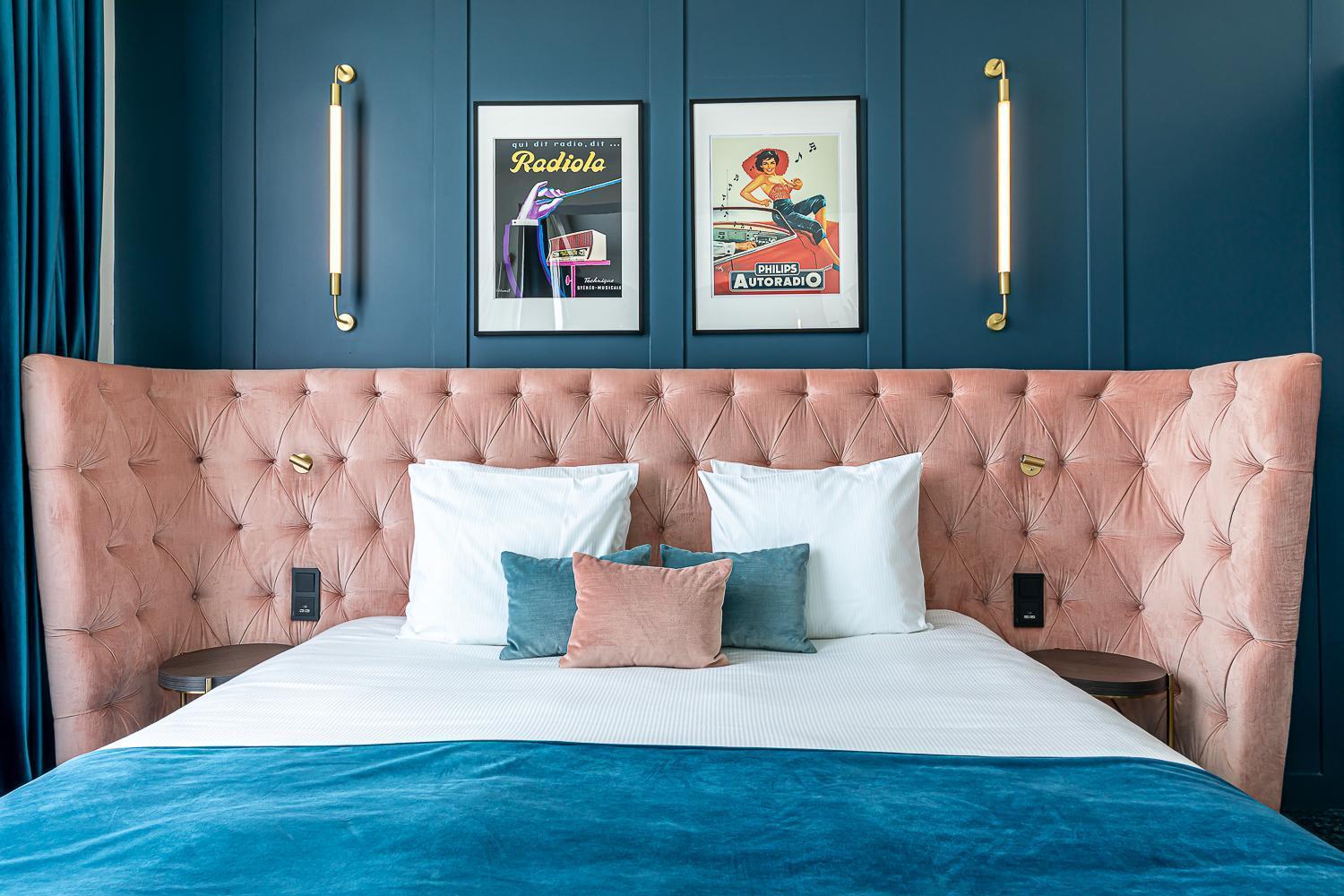 Hotels and Home stays near Bel Air Metro Station Paris