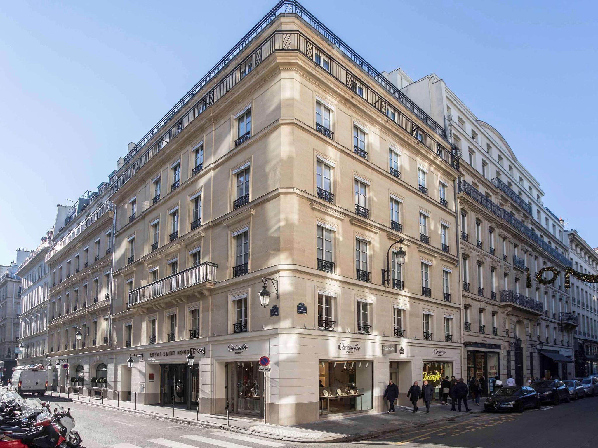 Hotels and Home stays near Breguet Sabin Metro Station Paris