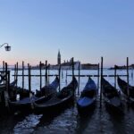 venice, italy, travel, gondola, europe, city, evening, scenery, boat, iconic